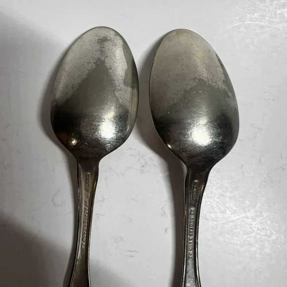 Lot of 2 Vintage Wm Rogers & Son AA Connecticut State Souvenir Spoons Eagle Seal